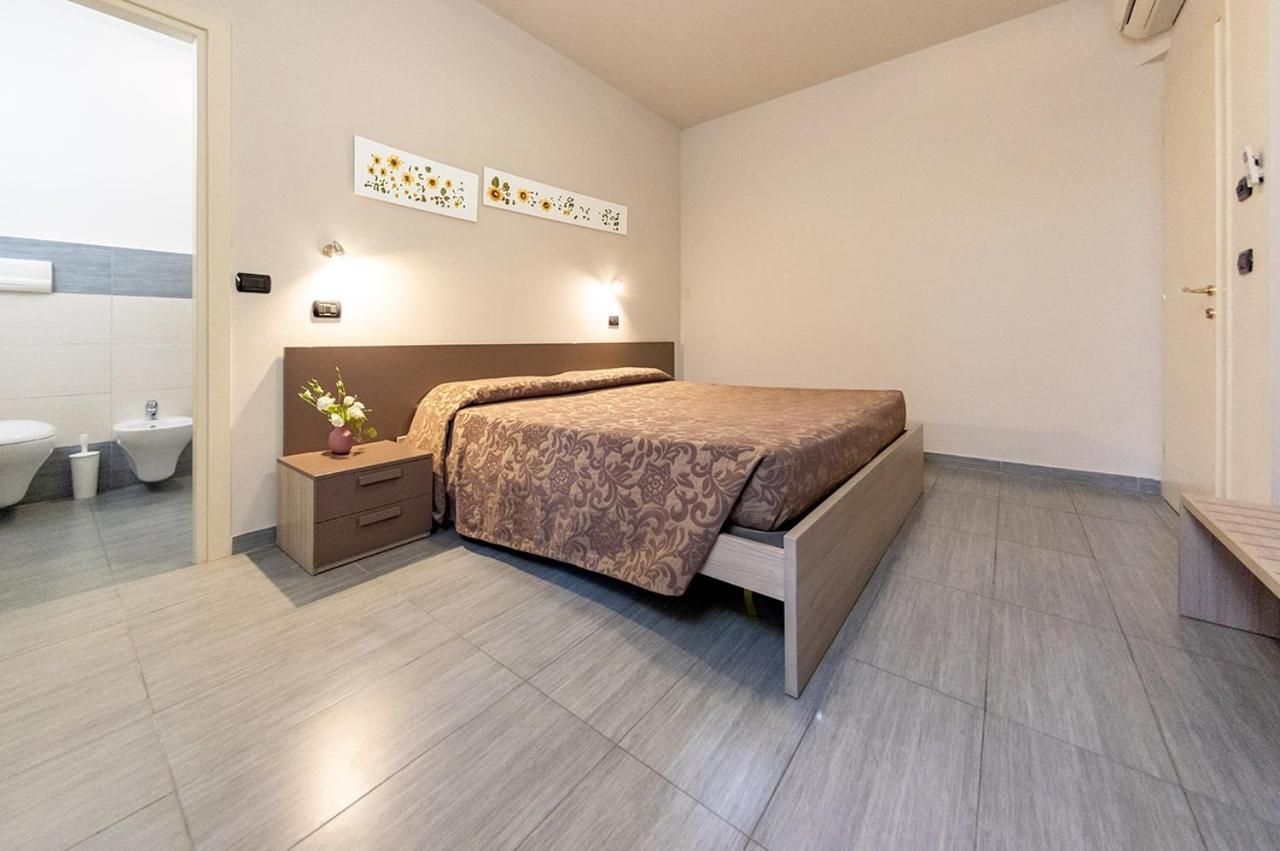 Hotel La Vecchia Tramvia Castiglione Delle Stiviere Exterior foto